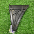 кронштейн заднього бампера лівий Audi A4 B5 8D0807483