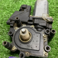 Моторчик стеклоподъёмника правый перед Audi A4 B5 0536001401