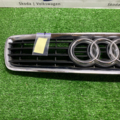 Решетка радиатора Audi A4 B5 8D0853651R
