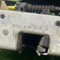 Замок двері внутрішній Audi A4 B5 8D0839016A