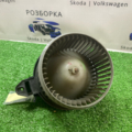 Двигун вентилятора пічки AUDI Audi A6 C5 4B1820021