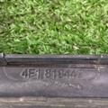 Пластик під лобове скло перед жабо Audi A6 C6 (2004-2011) 4F1819447