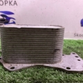 радіатор масляний (холодильник, під фільтром) Audi A6 C6 (2004-2011) 059117021J
