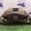 Супорт передній правий  Audi A6 C6 (2004-2011) 4F0615124