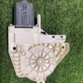 Двигун склопідйомника  Audi A6 C7 (2011-2018) 8K0959812A
