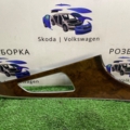 Накладка двери передняя правая Audi A6 C7 (2011-2018) 4G0867410