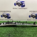 Накладка двери передняя правая Audi A6 C7 (2011-2018) 4G0867410