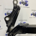 петля кришки багажника Audi A6 C7 (2011-2018) 4G5827301B