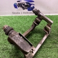 Скоба супорта ЗП Audi A6 C7 (2011-2018) 8K0615426