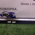 4L0853283E VAG молдинг опускного скла нижній, двері передньої, лівої Audi Q7 4L (2005-2015) 4L0853283E