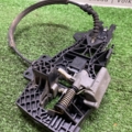 Кронштейн задній правий Audi Q7 4L (2005-2015) 4L0839886H