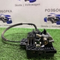 Кронштейн задній правий Audi Q7 4L (2005-2015) 4L0839886H
