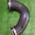 Патрубок Audi Q7 4L (2005-2015) 7L6145972E
