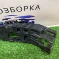 Направляющая заднего бампера правая   3AF807394