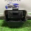 Подушка (опора) двигателя левая  Passat B6 3C0199555AA