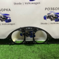 Рамка панели приборов  PASSAT B7 3AB858366D