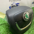 Подушка безпеки в руль SUPERB II (3T4) 1.8 TSI   1Z0880201AQ