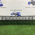 Решiтка радiатора Skoda  5E0853677