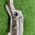 кронштейн подушки опори двигуна правої Skoda Fabia I (1999-2007) 036199275AB