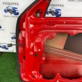 Дверька передня права Skoda Octavia II (2004-2013) 1Z0831312