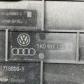 Крышка блока предохранителей Skoda Octavia II (2004-2013) 1K0937132F