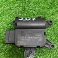 мотор заслінки пічки Skoda Octavia II (2004-2013) 1K0907511B