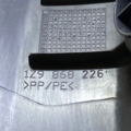 Обшивка багажника права Skoda Octavia II (2004-2013) 1Z9868226