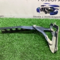 Петля капота, ліва Skoda Octavia II (2004-2013) 1Z0823301C