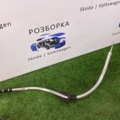 Трос ручного гальма передній Skoda Octavia II (2004-2013) 1K0711951A