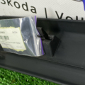 AR2 Порог пластиковий передній лівий octavia Skoda Octavia II 1Z18634834