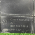 Кришка АКБ  Skoda Octavia II 3C0915336A