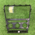 Накладка торпедо центральна SKODA Skoda Octavia II 1Z0858069A