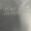 Обшивка ляди кришки багажника обшивка Skoda Octavia II 1Z9867977B