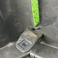 Опора полки багажника левая ліфтбек Skoda Octavia II 1Z5867761C