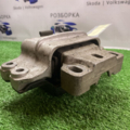 Подушка мотора ліва А5 Skoda Octavia II 1K0199555M