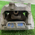 Подушка (опора) двигателя правая Skoda Octavia II 1K0199262AS
