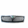 Решiтка радiатора Skoda Octavia II 1Z0853668