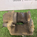 Суппорт передній правий b6 Skoda Octavia II 1K0615124E