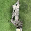 Кронштейн генератора Skoda Octavia III 04L903143B