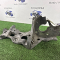 Кронштейн генератора Skoda Octavia III 04L903143B