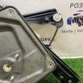 Склопідйомник ПП Skoda Superb II (2008-2015) 3T0837462A