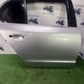 Superb 2 задня права дверь ліфтбек Skoda Superb II (2008-2015) 3T5833056