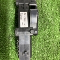 Замок стекла крышки багажника левый Skoda Superb II (2008-2015) 3T0827300B