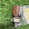 Датчик тиску мастила Audi, VW, Skoda, Seat (04L919081B) VAG Volkswagen  04L919081B