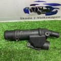 Фланець системи охолодження Volkswagen  03G121132B
