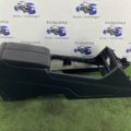 Консоль центральна з підлокітником Volkswagen  7P1863243