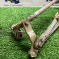 Крепление стеклоочистителя с электромотором Volkswagen  3AC955023