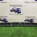 Кронштейн заднього бамперу  Volkswagen  1K5807863