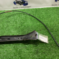 Кронштейни замка капота Volkswagen  7L0805799D