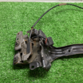 Кронштейни замка капота Volkswagen  7L0805799D